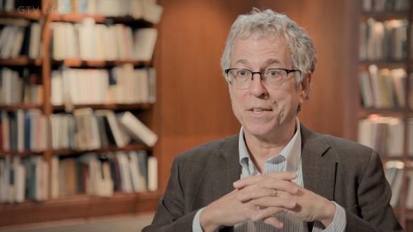 Bild 1 von 1: Robert M. Citino ist ein US-amerikanischer Historiker, der sich intensiv mit der Geschichte des zweiten Weltkriegs auseinandergesetzt hat, und heute einer der leitenden Historiker am National World War II Museum in New Orleans ist.