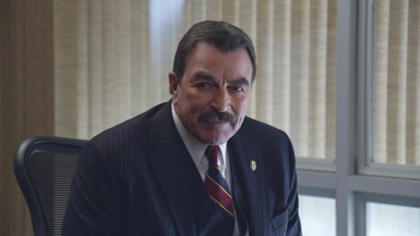 Bild 1 von 9: Weil Gormleys Machenschaften den Ruf des Departments zu beschädigen drohen, muss Frank (Tom Selleck) eingreifen ...