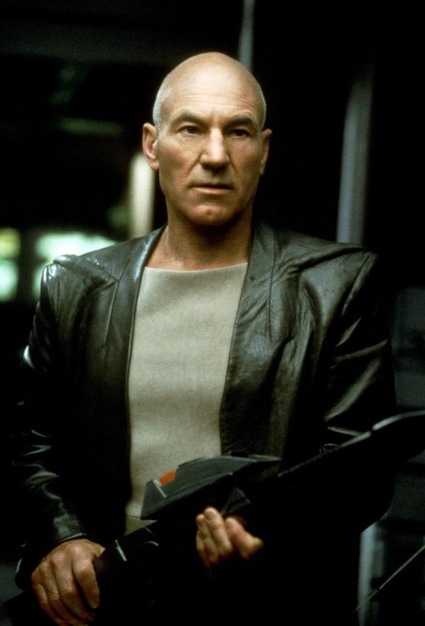 Bild 1 von 7: Captain Jean-Luc Picard (James Stewart) kämpft gegen eine Verschwörung ...