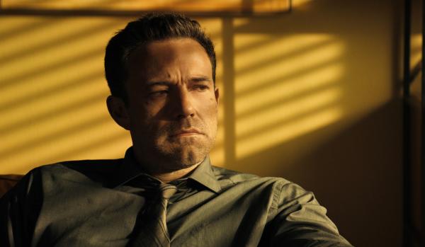 Bild 1 von 5: Im Zuge seiner Ermittlungen muss Rourke (Ben Affleck) erkennen, dass ihm seine undurchsichtigen Widersacher näher stehen als ihm lieb ist.