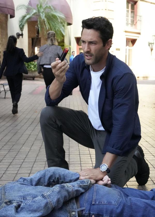 Bild 1 von 10: Jesse Boone (Noah Mills)