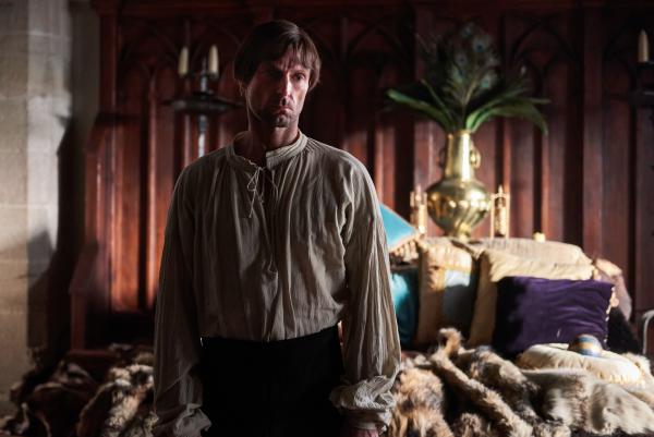 Bild 1 von 15: Anfortas (Darsteller) ist der amtierende, schwer kranke König der Gralsgesellschaft. Bevor nicht ein Nachfolger für ihn gefunden ist, darf er nicht sterben.