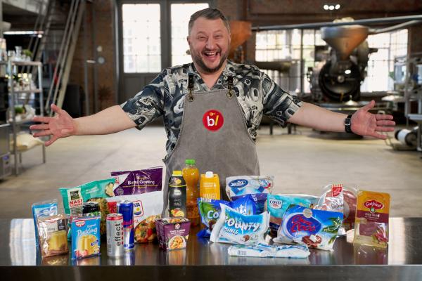 Bild 1 von 7: besseresser: Tricks der Lebensmittelindustrie weltweit - Red Bull, Bounty & Co.