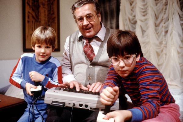Bild 1 von 3: Im Bild (v.li.): Herbert Rohrmair, Alfred Böhm (Waldemar Herzog), Christopher Kaspar.