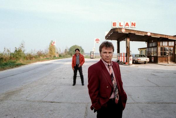 Bild 1 von 15: Im Bild: Helmut Berger (Harry), Wolfram Berger (Tommy).