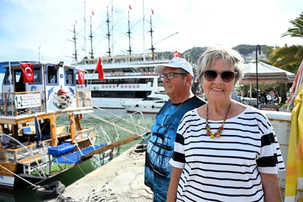 Bild 1 von 5: Sabine und Klaus aus Stralsund leben die Hälfte des Jahres der Türkei.