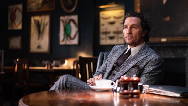 Bild 1 von 7: Mickey Pearson (Matthew McConaughey) hat in Großbritannien ein millionenschweres Marihuana-Imperium aufgebaut. Doch nun will er aussteigen..