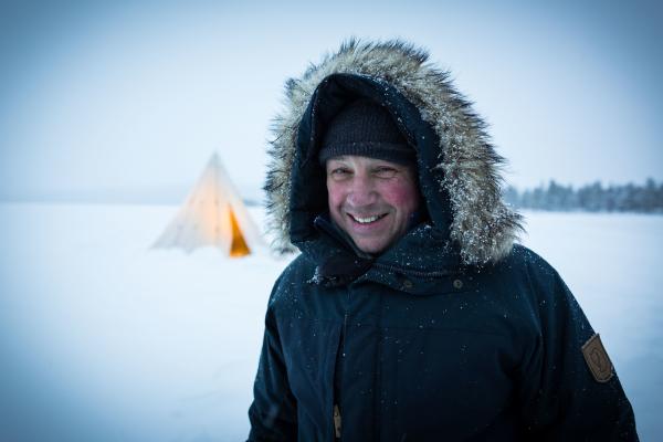Bild 1 von 4: Unter schwierigen Bedingungen in Kälte und Schnee ist Matthias Wemhoff unterwegs auf den Spuren der Franklin-Expedition.