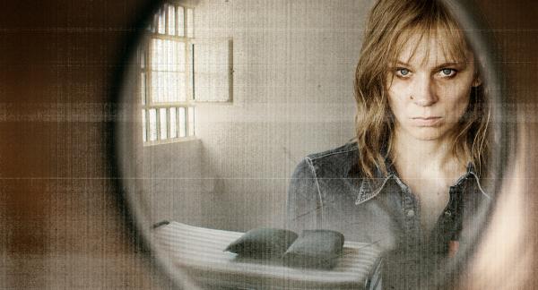 Bild 1 von 6: Gudrun Ensslin (Lilith Stangenberg).