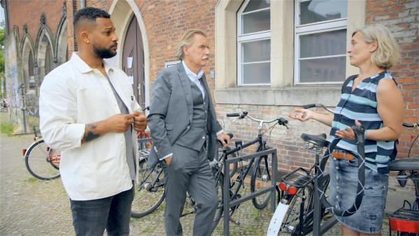 Bild 1 von 13: Ben Handke (l.); Ingo Lenßen (2.v.l.)