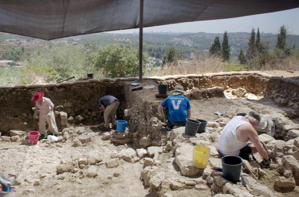 Bild 1 von 6: Eine Ausgrabungsstätte nur wenige Kilometer von Jerusalem entfernt könnte neue Antworten auf Fragen bezüglich der Bibel und der Bundeslade liefern.