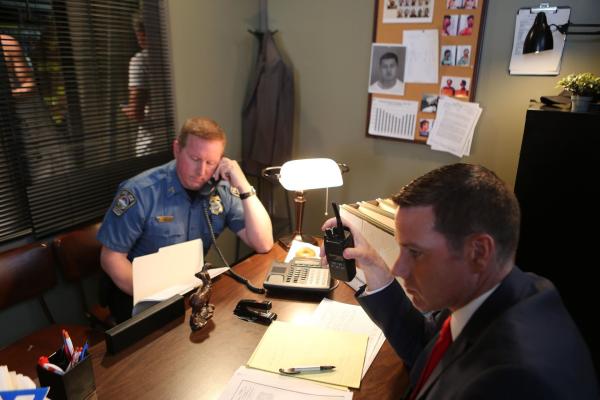 Bild 1 von 4: Lt. Joe Kenda (Carl Marino)