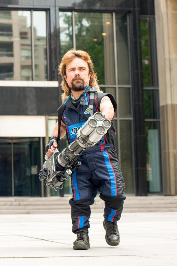 Bild 1 von 17: Im Bild: Peter Dinklage (Eiddie 'The Fire Blaster' Plant).
