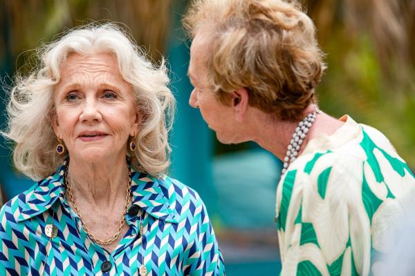 Bild 1 von 28: Im Bild (v.li.): Hayley Mills (Nancy Martin), Ellie Haddington (Barbara Mitchell).