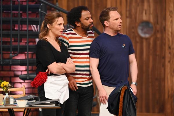 Bild 1 von 19: (v.l.n.r.) Kathrin Osterode; Simon Pearce; Ralf Schmitz