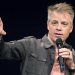 Michael Mittermeier feiert Dieter Hildebrandt