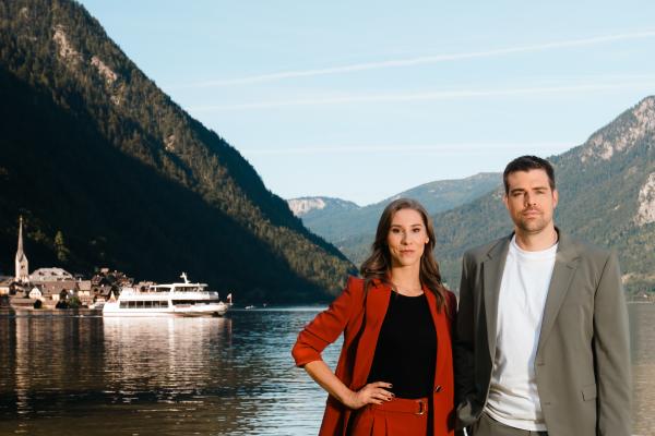 Bild 1 von 7: Caroline Pospischil, Philipp McAllister während ServusTV's \