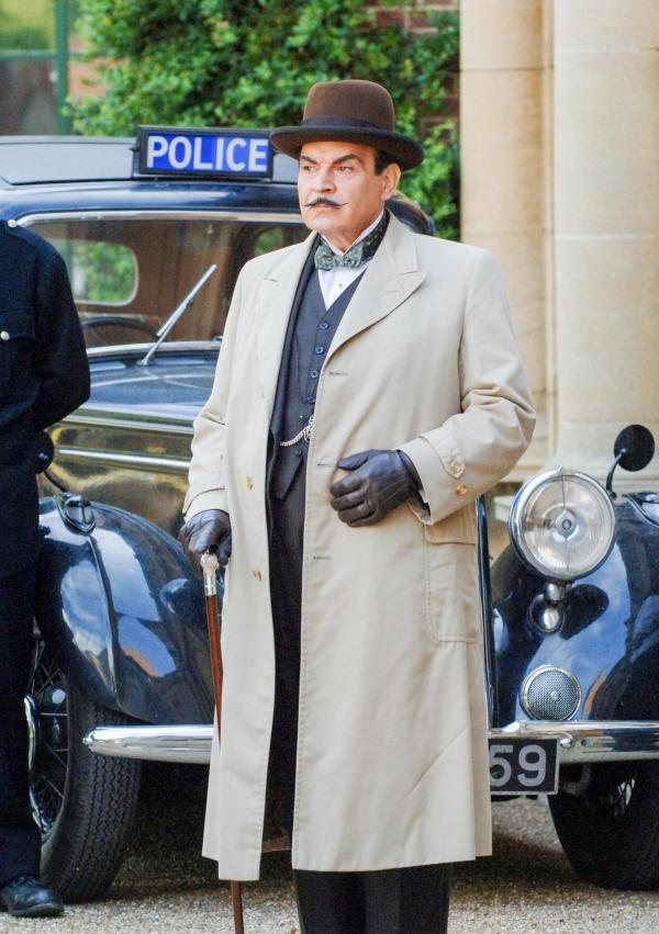 Bild 1 von 16: Im Bild: David Suchet (Hercule Poirot).