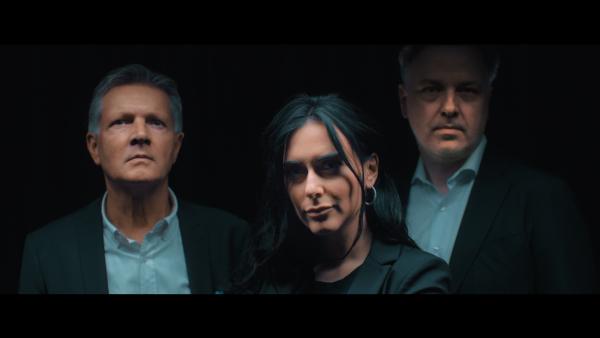 Bild 1 von 4: Die Advokaten des Bösen. Die Strafverteidiger Hans Reinhardt (l.), Pantea Farahzadi (M.) und Burkhard Benecken (r.) vertreten Sexualstraftäter, Mörder und Schwerverbrecher.