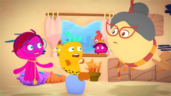 Bild 1 von 1: Buba (vorne Mitte) behauptet krank zu sein und wird in der Sandburgpraxis untersucht.