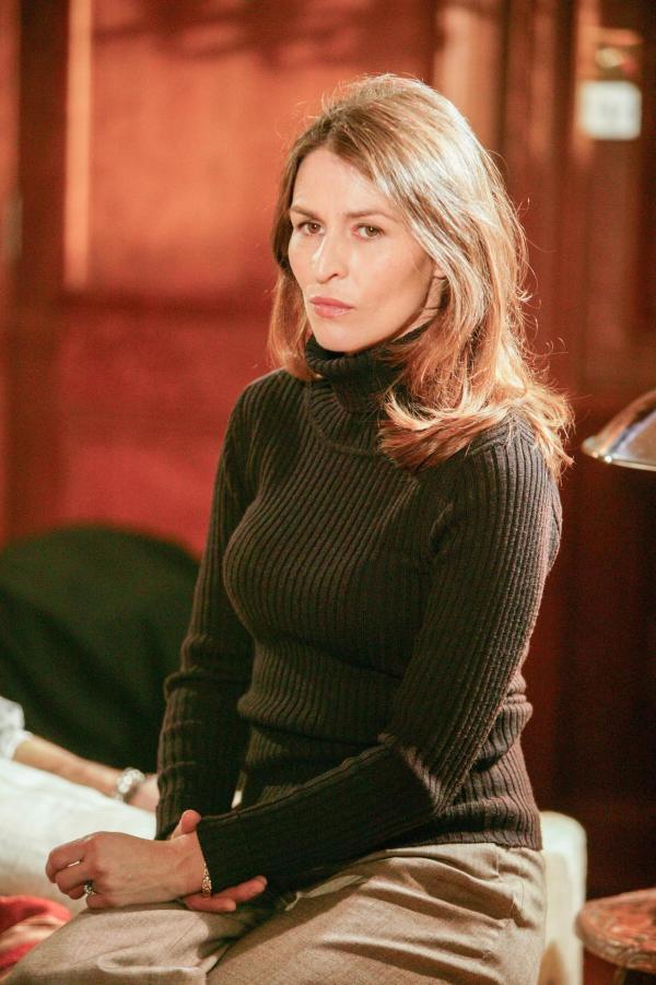 Bild 1 von 7: Im Bild: Helen Baxendale (Caroline).