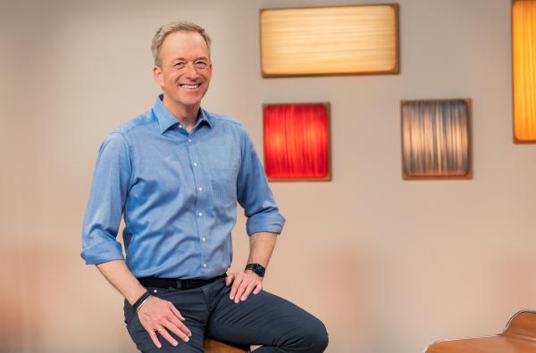 Bild 1 von 3: Das tägliche Servicemagazin des SWR Fernsehens bietet Wissenswertes aller Sparten. Moderator Martin Seidler präsentiert Gesundheitstipps, Rezepte, Ratschläge, Freizeitanregungen und Unterhaltung.