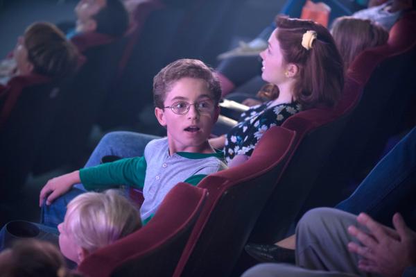 Bild 1 von 9: Adam Goldberg (Sean Giambrone, M.)