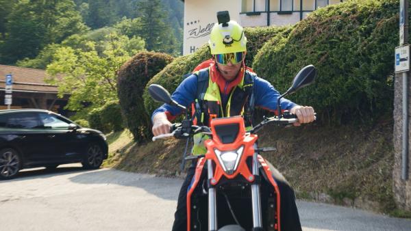 Bild 1 von 15: .