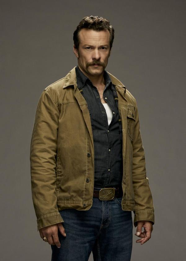 Bild 1 von 18: Special Agent Mike Franks (Kyle Schmid)