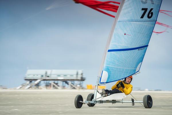 Bild 1 von 10: Ohne Winde, die sich erstaunlich regelmäßig rund um den Erdball bilden, wären viele rätselhafte Phänomene kaum möglich.