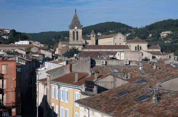 Bild 1 von 4: In der Ardèche schlagen die Bäuerinnen zurück.