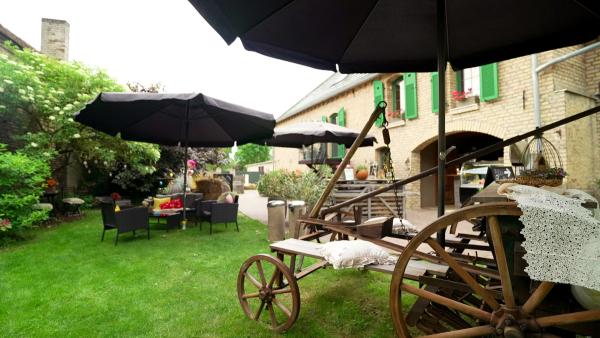 Bild 1 von 5: 