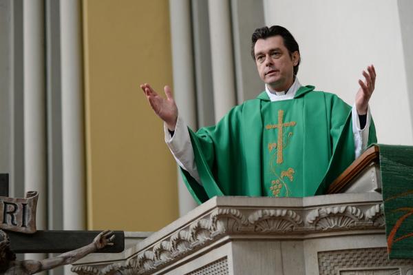 Bild 1 von 6: Bernhard Weidinger (Hary Prinz)