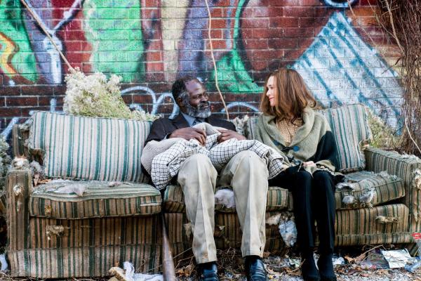 Bild 1 von 5: Denver Moore (Djimon Hounsou, l.); Debbie Hall (Renée Zellweger, r.)