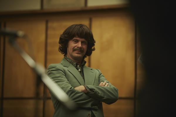 Bild 1 von 5: Matthias Matschke als George Harrison.