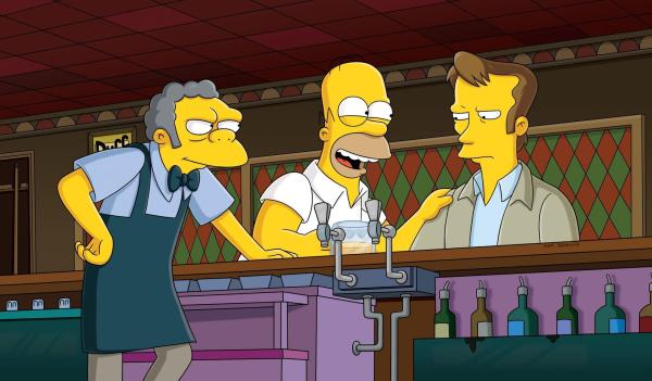 Bild 1 von 4: Homer (M.) versucht krampfhaft, sich mit seinem coolen neuen Kollegen, dem Sicherheitsmann Wayne (r.), anzufreunden. Der ist allerdings äußerst zurückhaltend und interessiert sich nicht für neue Bekanntschaften. Schließlich gelingt es Homer, Wayne zu einem Bier bei Moe (l.) zu überreden ...
