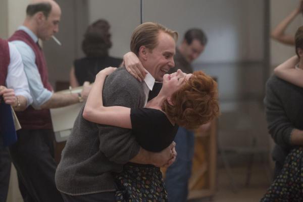 Bild 1 von 8: Bob Fosse (Sam Rockwell, l.); Gwen Verdon (Michelle Williams, r.)