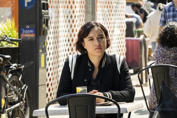 Bild 1 von 8: Special Agent Hana Gibson (Keisha Castle-Hughes)