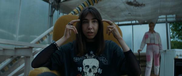 Bild 1 von 6: Absinthe Ni Touche (Suzanne De Baecque)