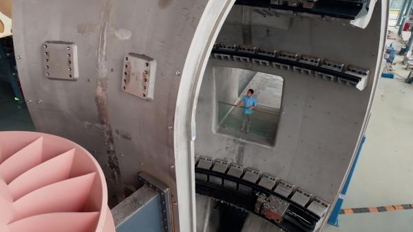 Bild 1 von 3: Überall auf der Welt arbeiten Wissenschaftler heute an Fusionsreaktoren, die der Menschheit eines Tages als \