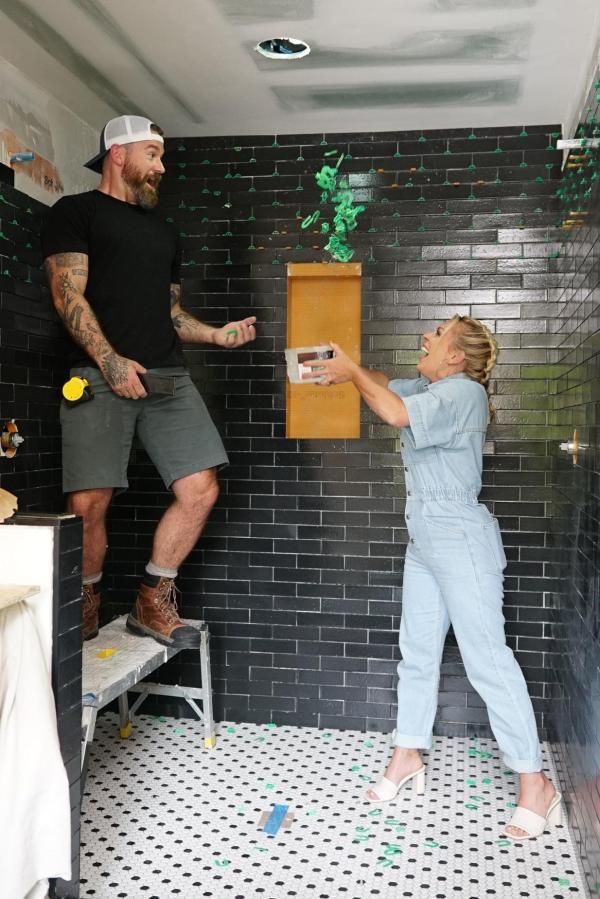 Bild 1 von 12: Kenny Brain (l.); Kortney Wilson (r.)