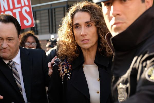 Bild 1 von 17: Lane Hunter (Melina Kanakaredes, M.)