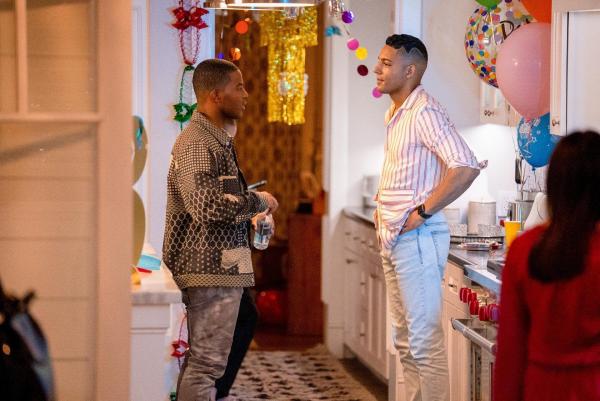 Bild 1 von 11: Im Bild (v.li.): Daniel Ezra (Spencer James), Michael Evans Behling (Jordan Baker).