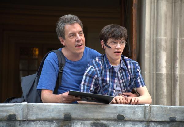 Bild 1 von 11: Jimmy DiMeo (John Ross Bowie, l.); JJ DiMeo (Micah Fowler, r.)