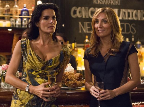 Bild 1 von 5: A Time Warner Company.