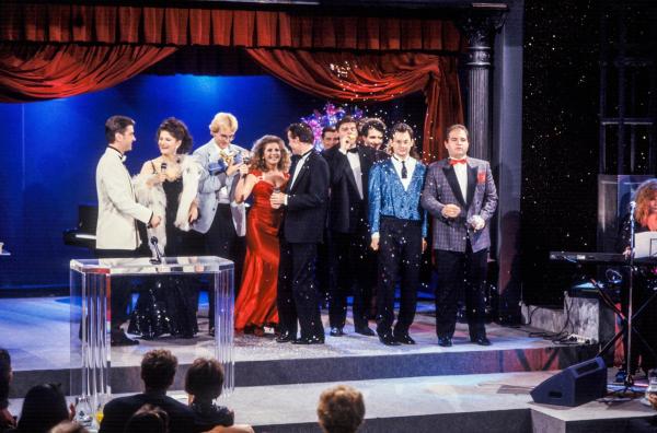 Bild 1 von 10: Im Bild: Comedy Express-Ensemble.