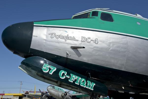 Bild 1 von 24: (4. Staffel) - \