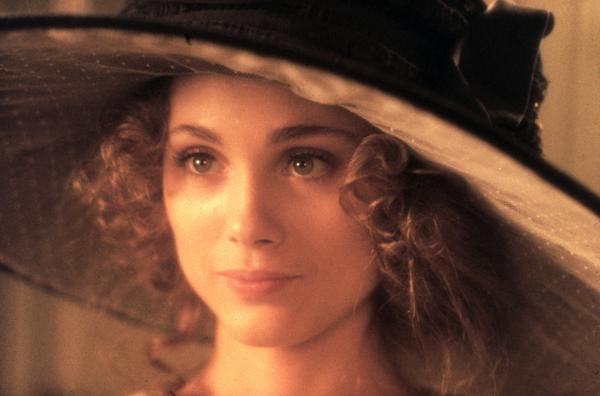 Bild 1 von 6: In die schwer kurzsichtige Kathleen Cooke (Jane Hitchcock) verliebt sich halb Hollywood.