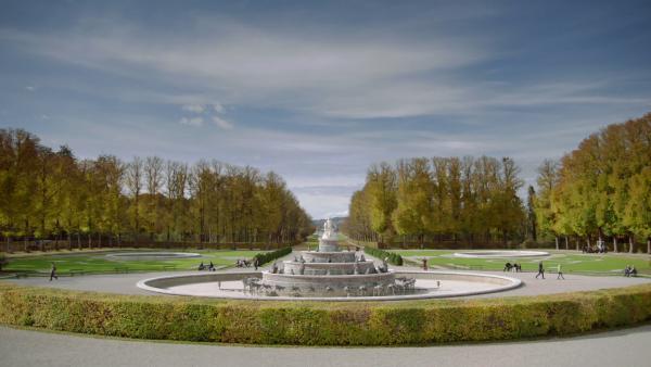 Bild 1 von 15: Schlosspark, Neues Schloss Herrenchiemsee.