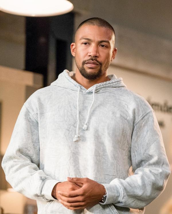 Bild 1 von 21: Im Bild: Charles Michael Davis (Ted).